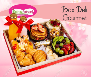Mesas dulces institucionales y repostería fina con paletas de color corporativas para eventos de marca